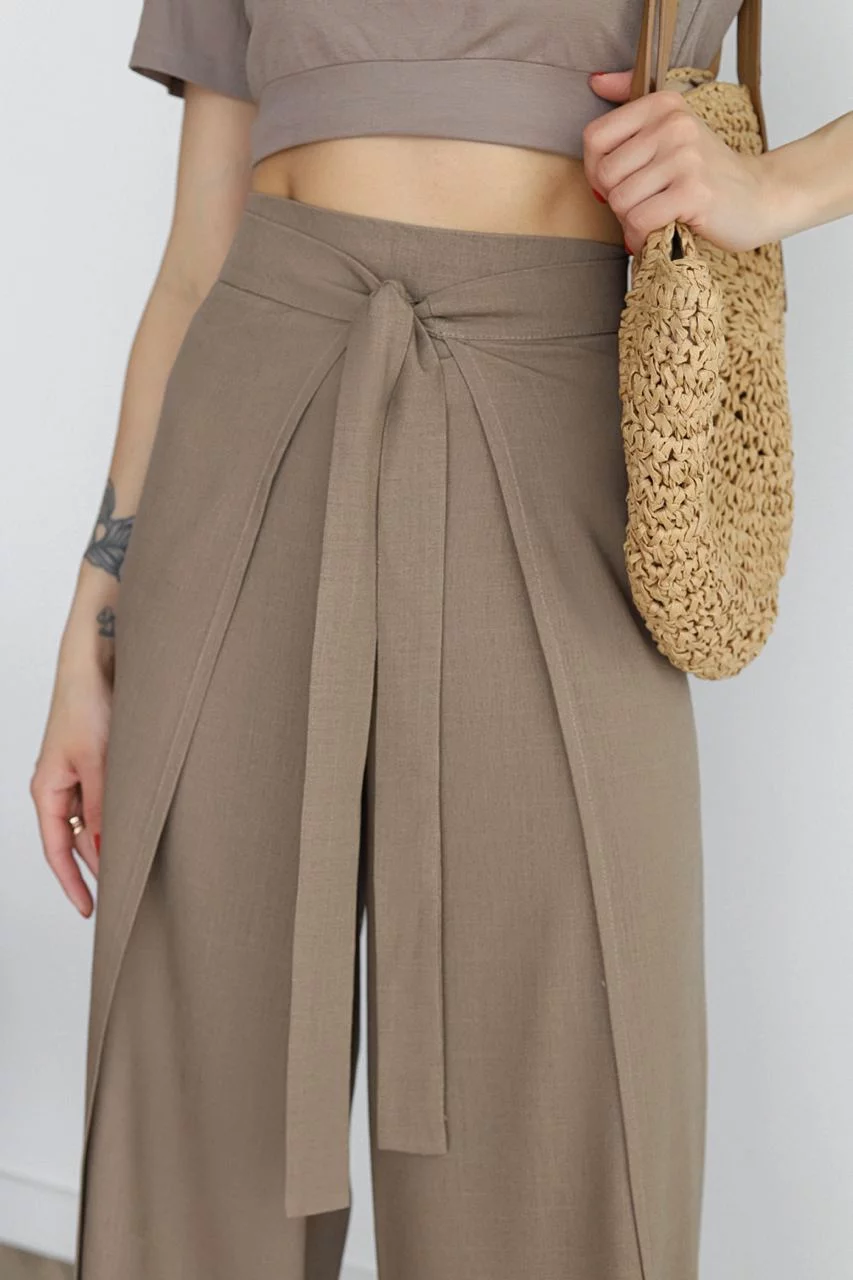 Isolde™ | Wide-Crop Trousers