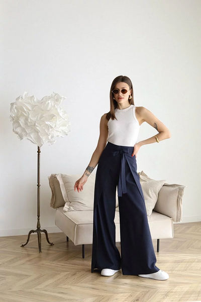 Isolde™ | Wide-Crop Trousers